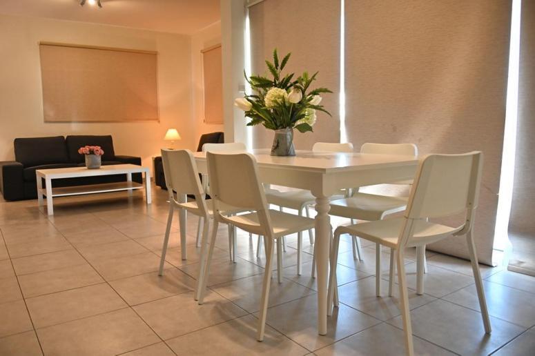 Edessis Beach House Limassol Kültér fotó